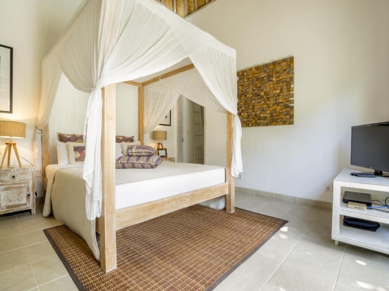 Villa Tara Seminyak (Bali)
