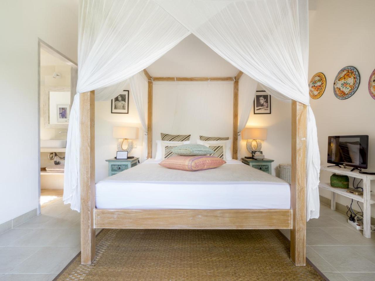 Villa Tara Seminyak (Bali)